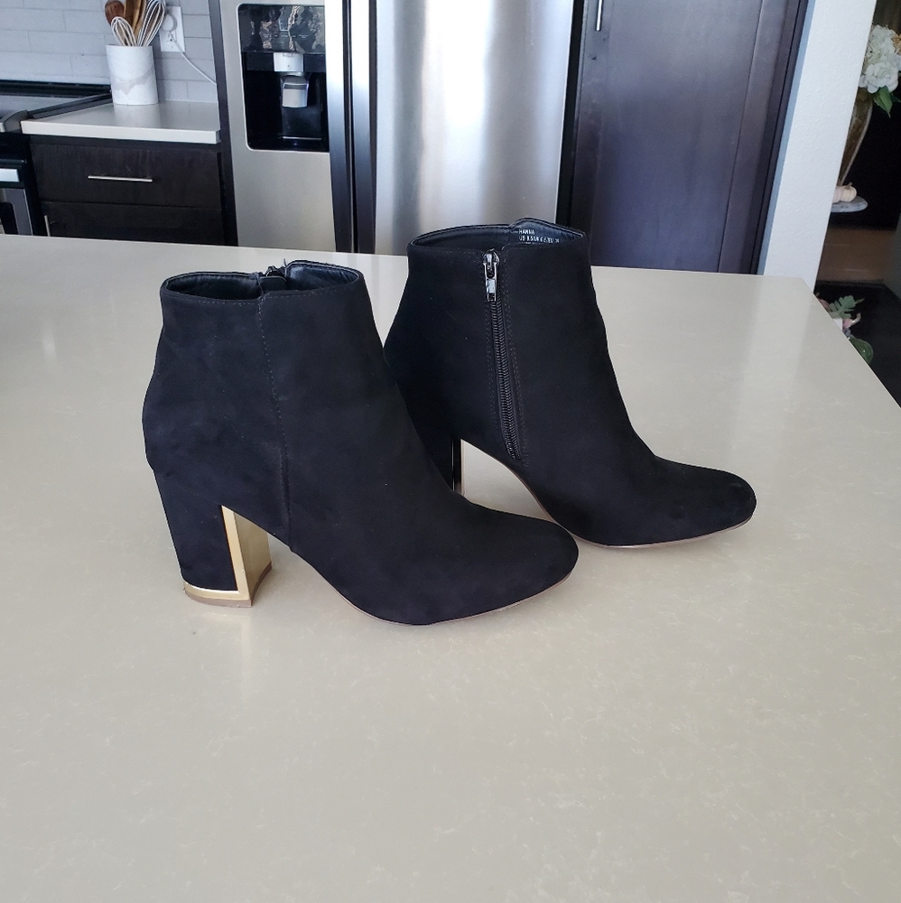 JustFab Fuax Suede Black Booties